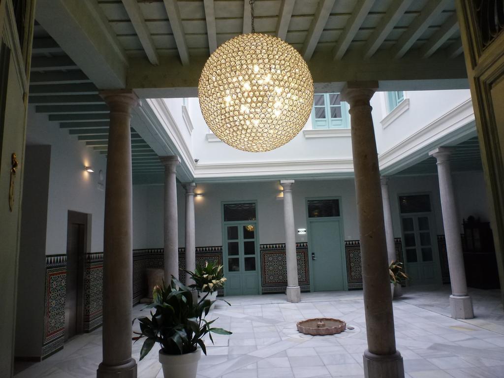 Palacio Cabrera - Lillo 3*